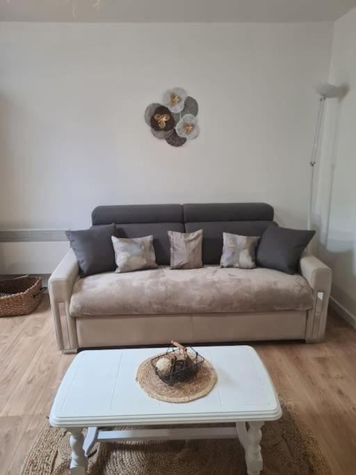 Cosy Climatise Avec Terrasse Appartement Besseges